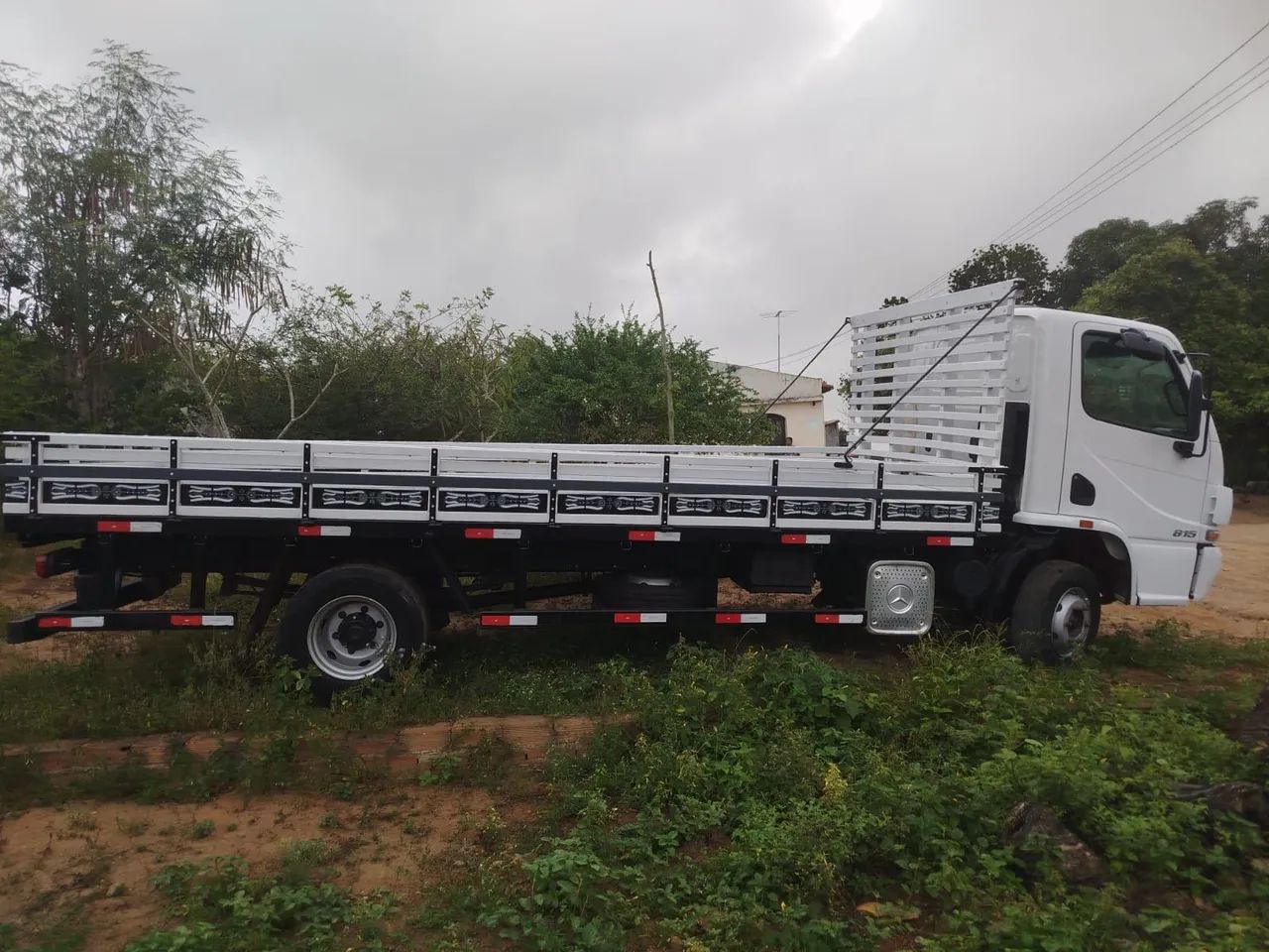 Accelo 815 - Foto 3