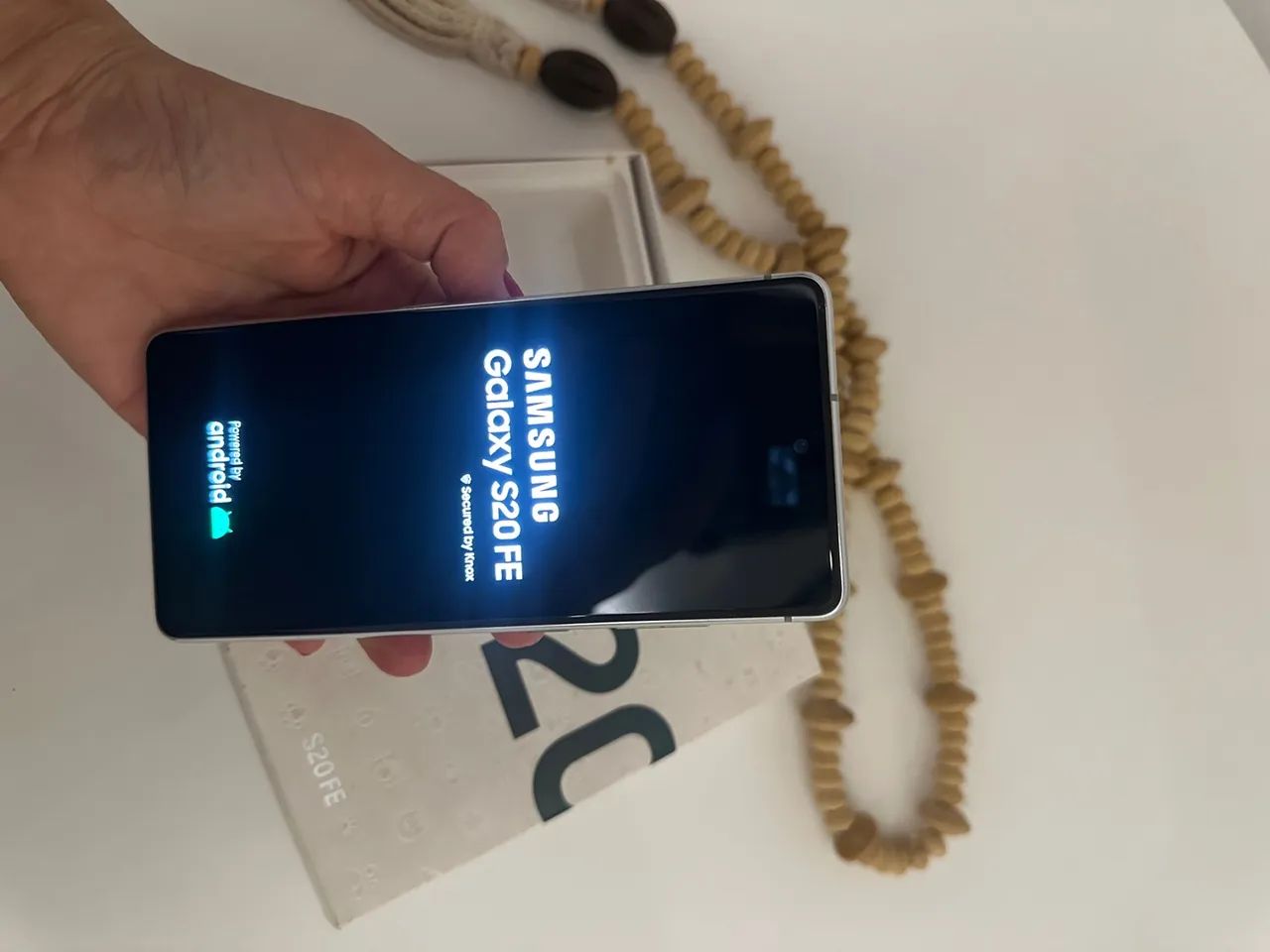 Samsung Galaxy S20 FE 128GB Branco - Excelente Estado - Foto 2
