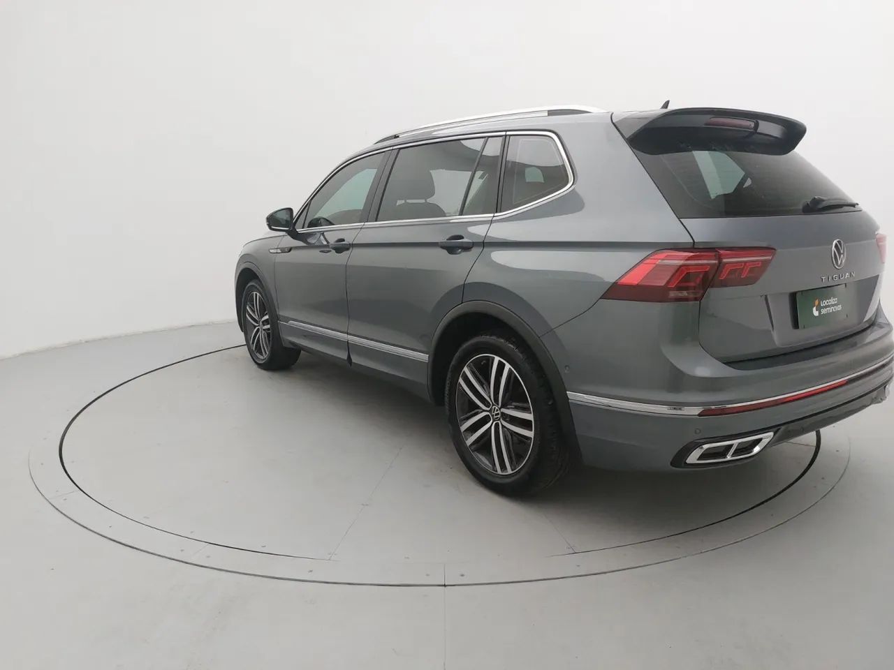 Volkswagen Tiguan Allspac R-Line 300 TSI 2.0, foto 3 de 18