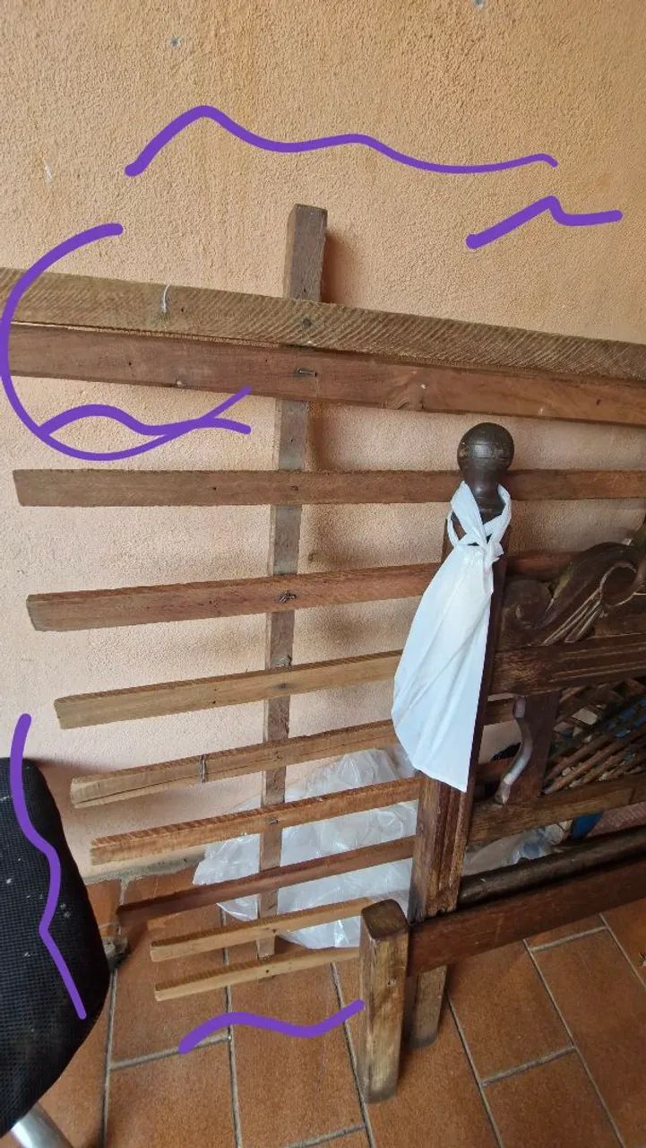 Vendo cama de casal + colchão  - Foto 3