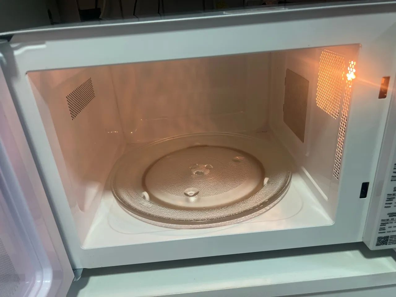 Vendo microondas seminovo  - Foto 2