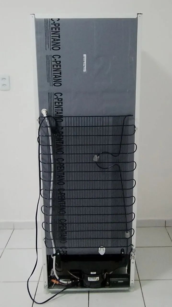 Geladeira Eletrolux 260 Litros  - Foto 5
