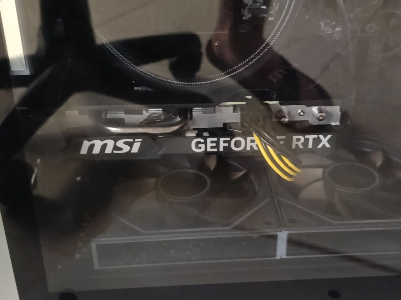 Rtx 4060 Ti Msi 2x Ventus Oc - Foto 4