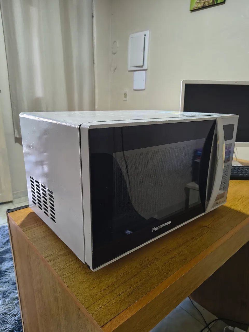 Microondas 25 L funcionando perfeitamente - Foto 2