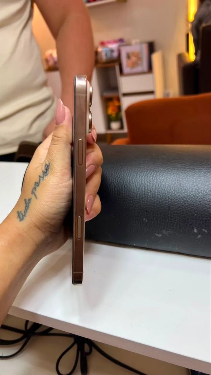 iPhone 16 Pro Max  - Foto 3