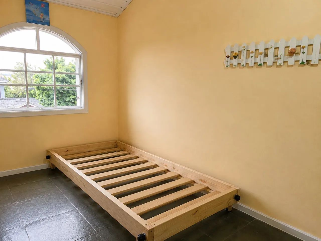Cama de bicama com rodinhas  - Foto 2