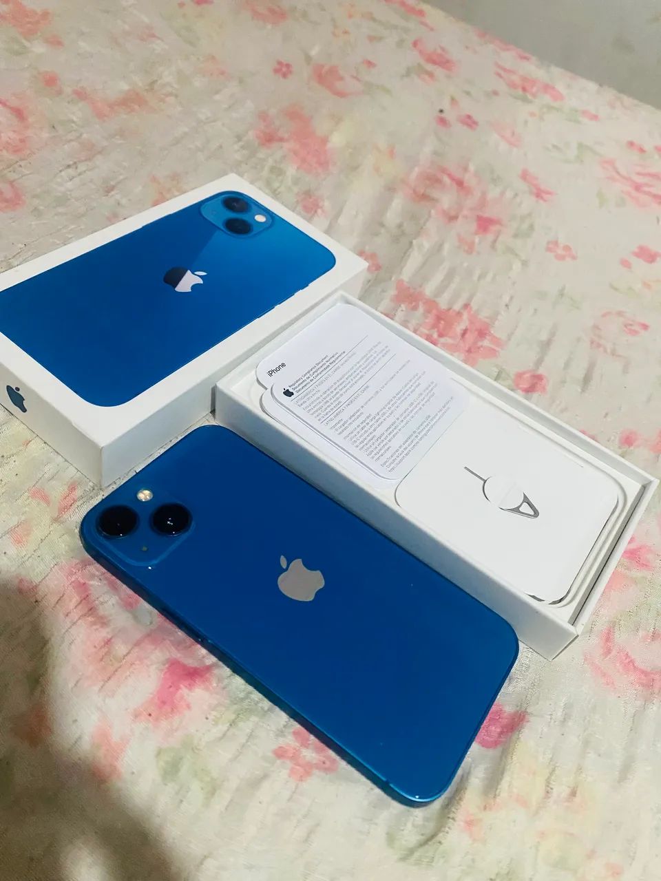 iPhone 13 256GB em ótimo estado 