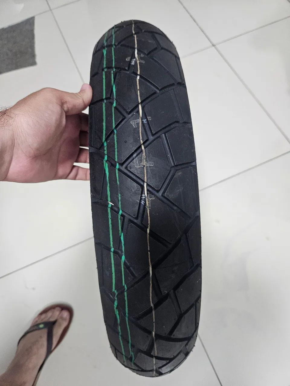 Pneu dianteiro Dunlop novo para cb 500x  - Foto 3