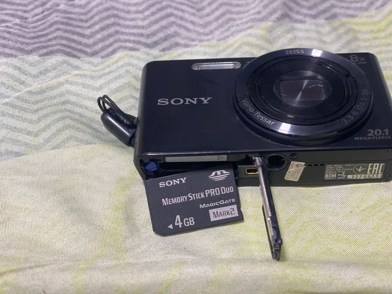 Câmera Sony DSC-W830 compacta cor preto - Foto 2