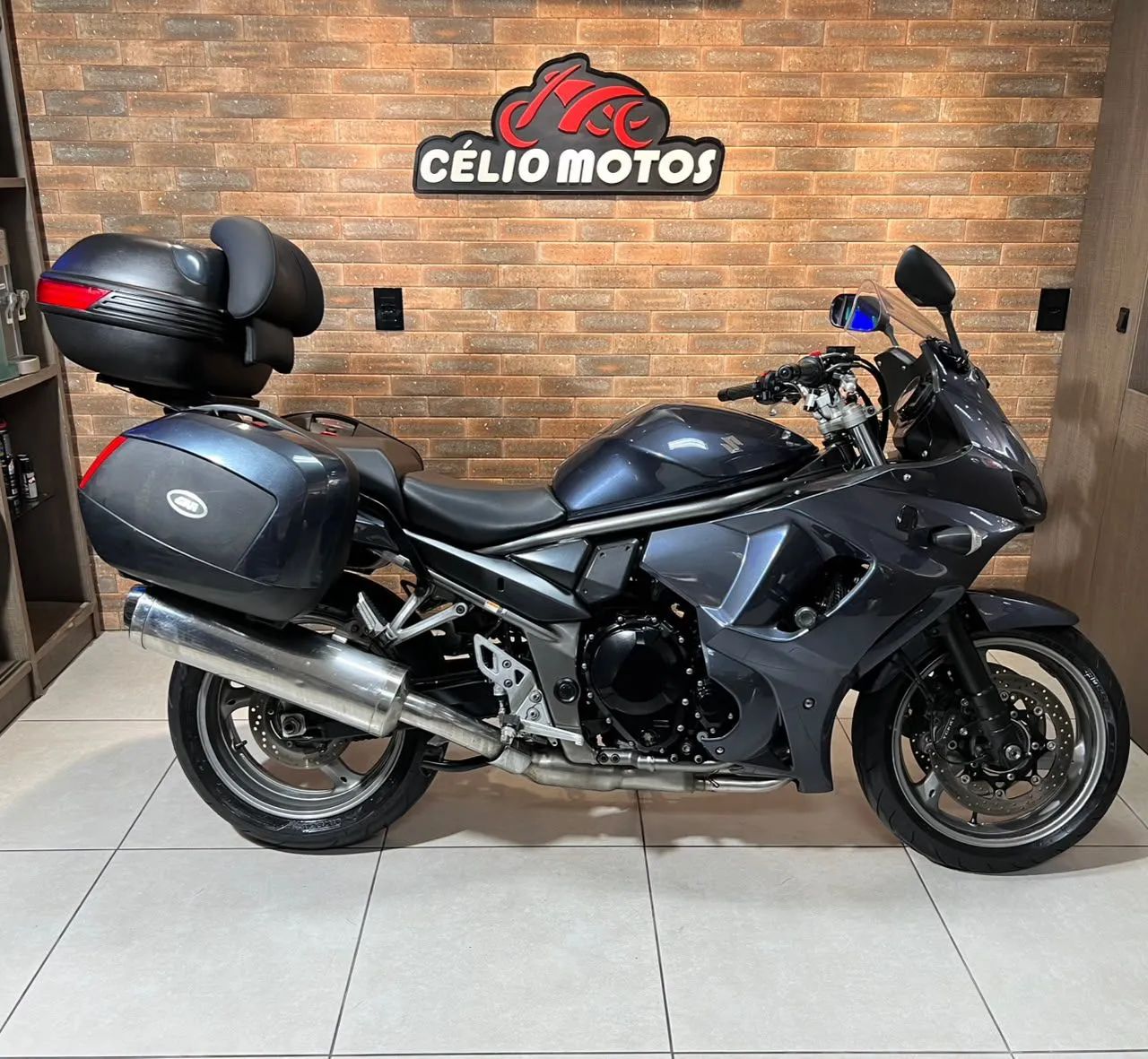 GSX 1250 F  CINZA 2015/2016