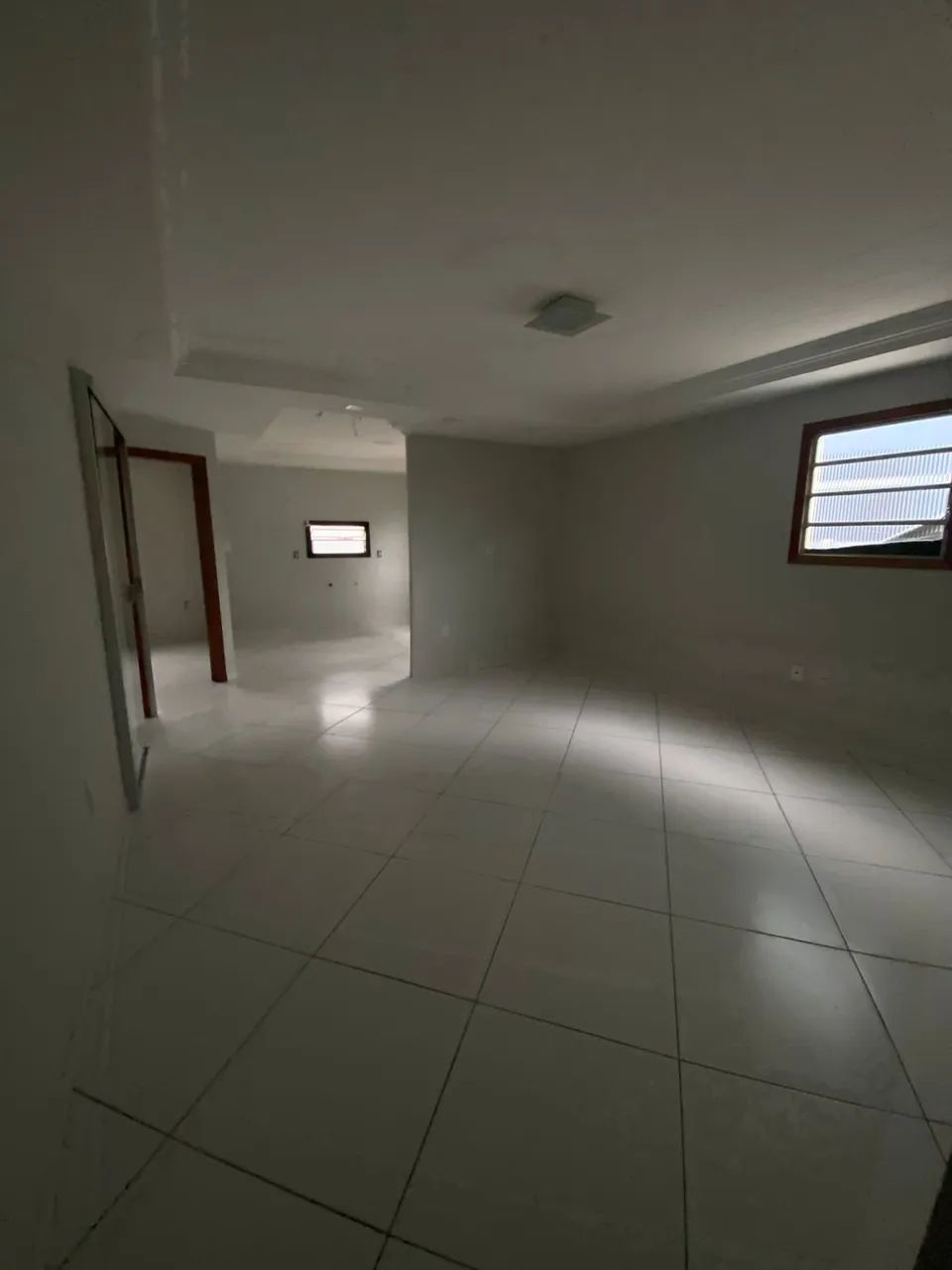 SALA/ ALUGUEL/ CENTRO/ EUNAPOLIS