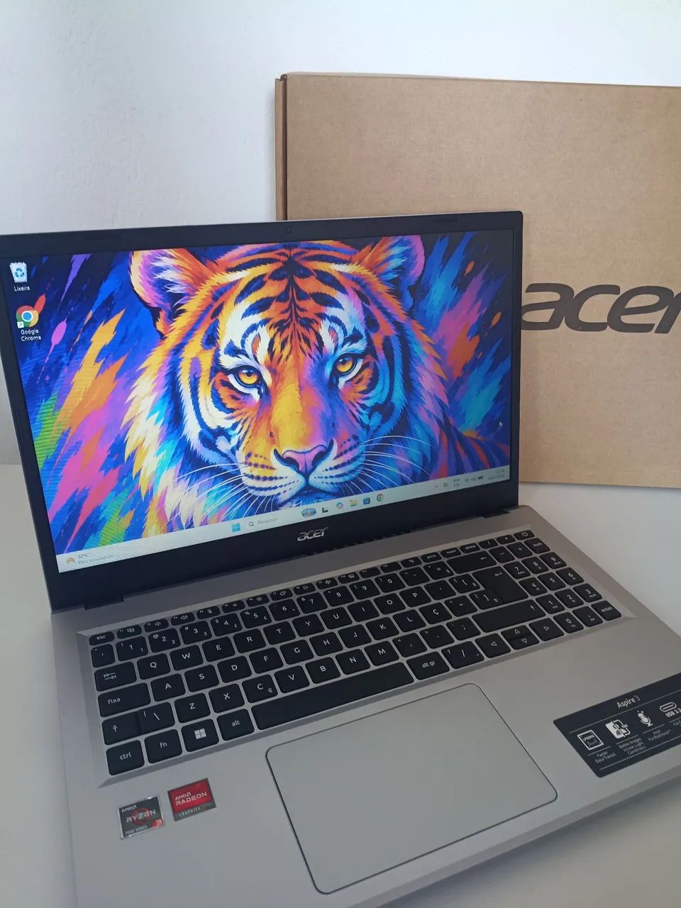 Notebook Acer na Caixa