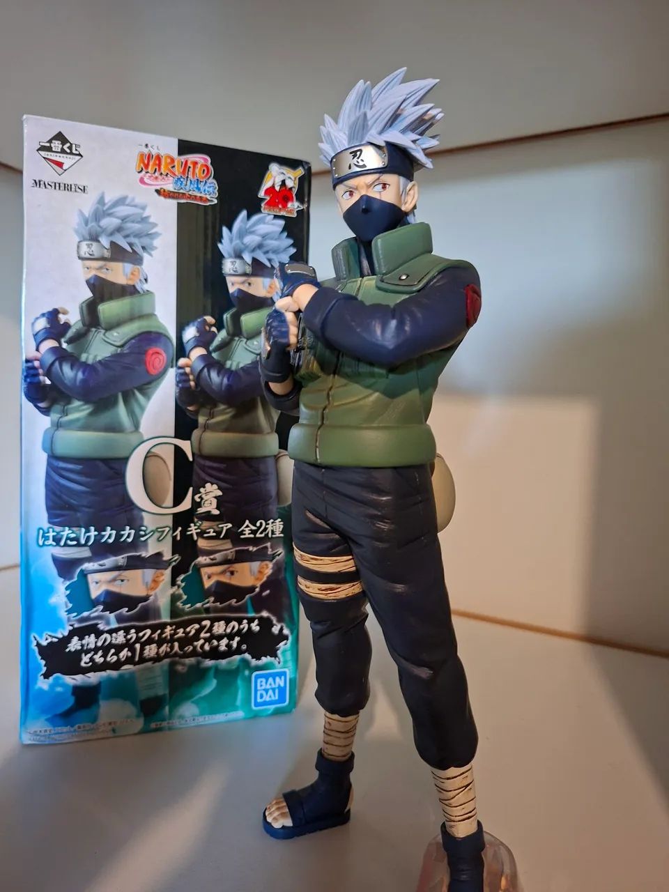 Kakashi masterlise Mangekyou Sharingan