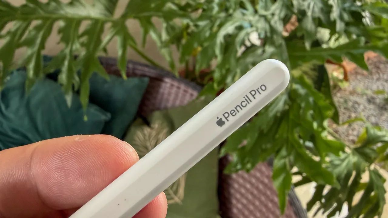Apple Pencil Pro + Estojo com Pontas Extras - Foto 3