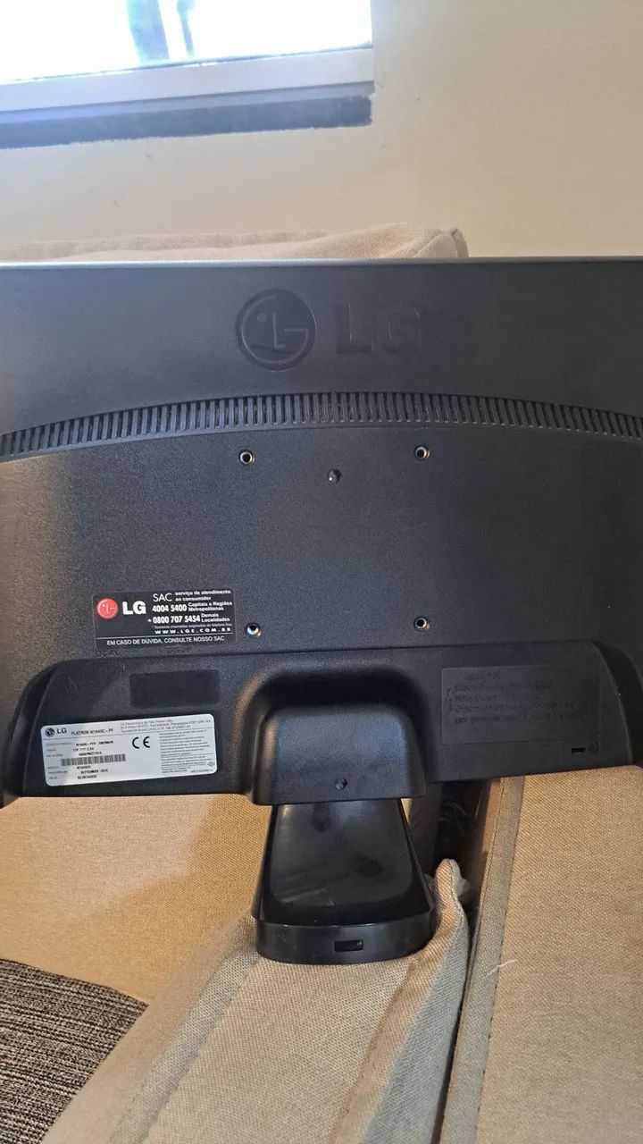 MONITOR LG - Foto 3