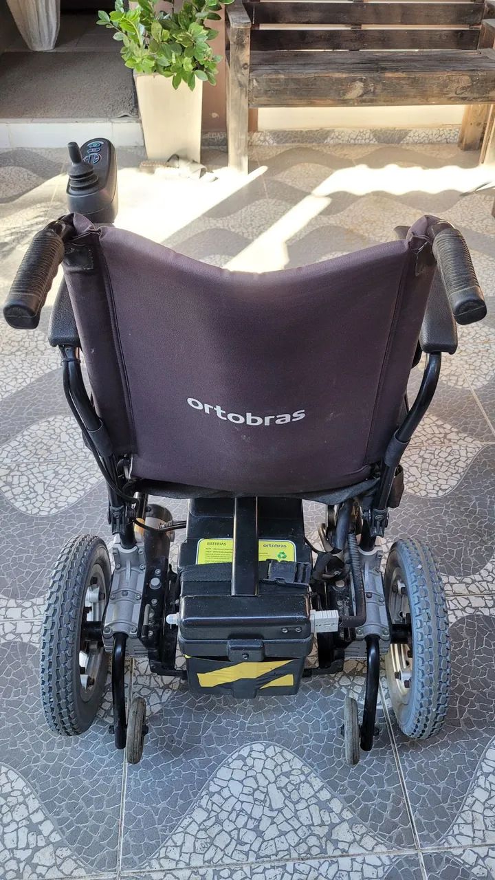 Cadeira de rodas motorizada - Ortobras - Foto 2