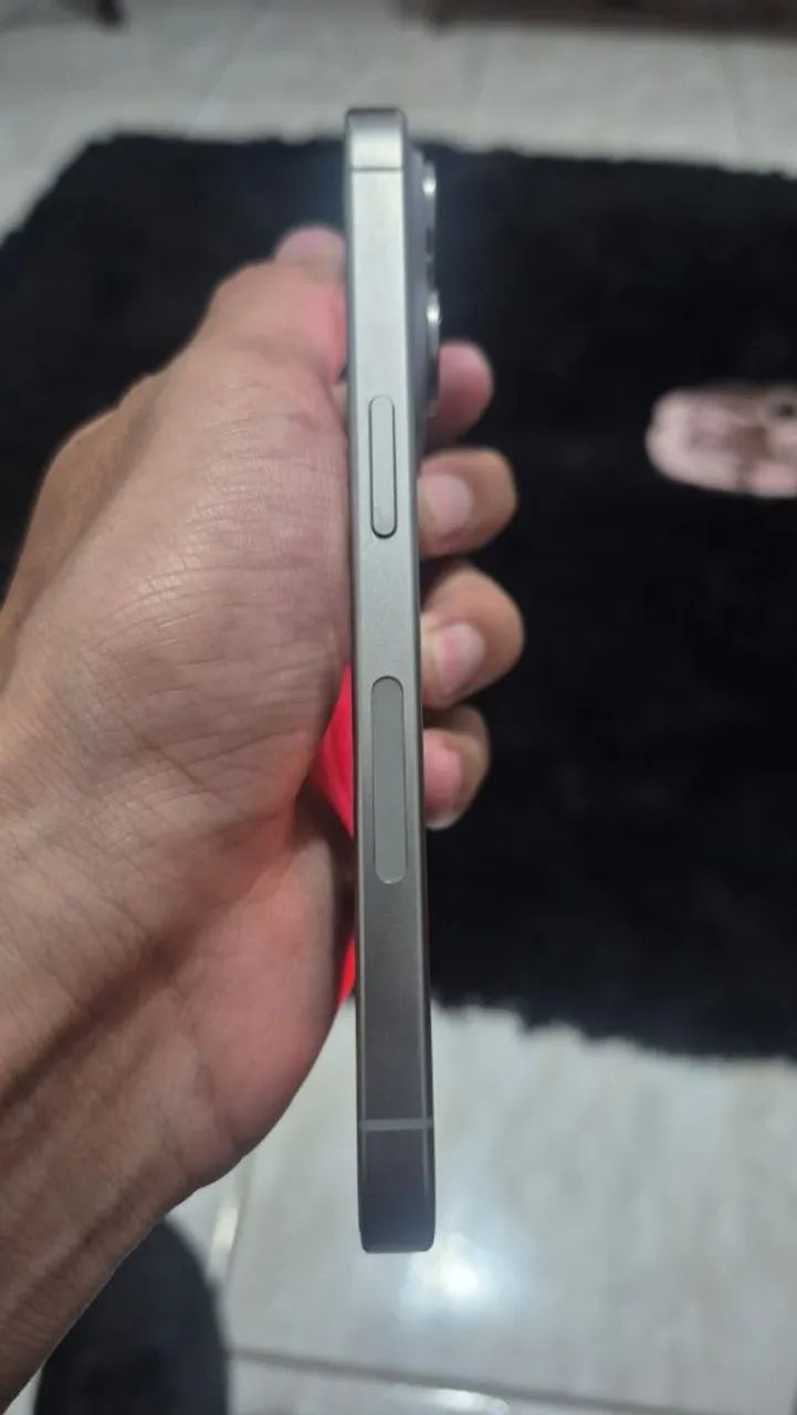 iPhone 15 Pro - Foto 4