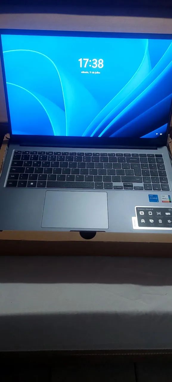Vendo Noot Book Galaxy Book 4 Intel 5 - Foto 2
