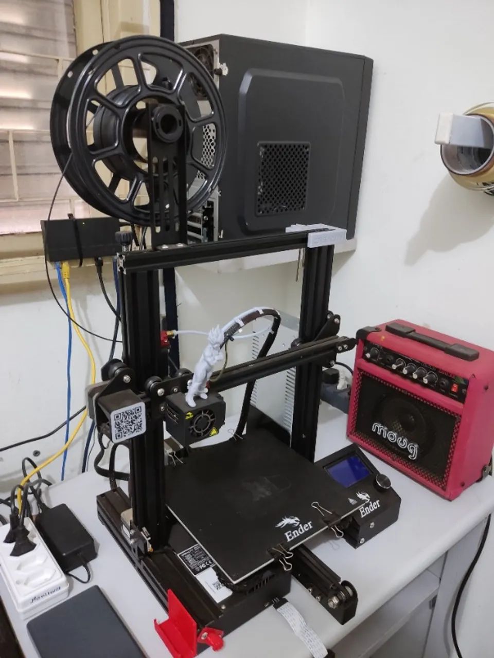 Impressora 3D Creality Ender 3 + Acessórios + Customizações