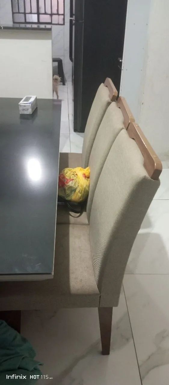 Mesa com cadeiras tampo de vidro  - Foto 3