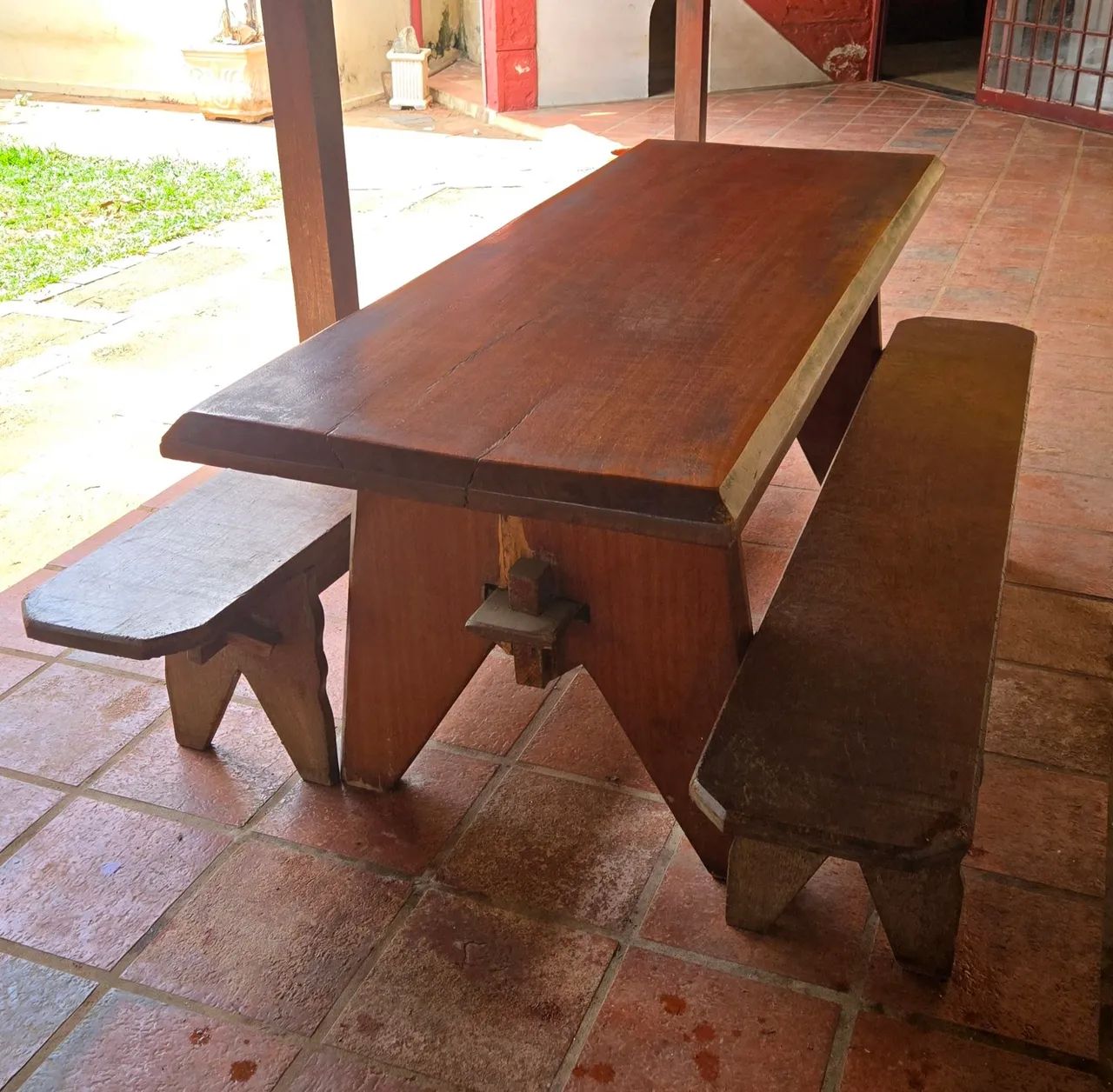 Mesa Rustica de Madeira