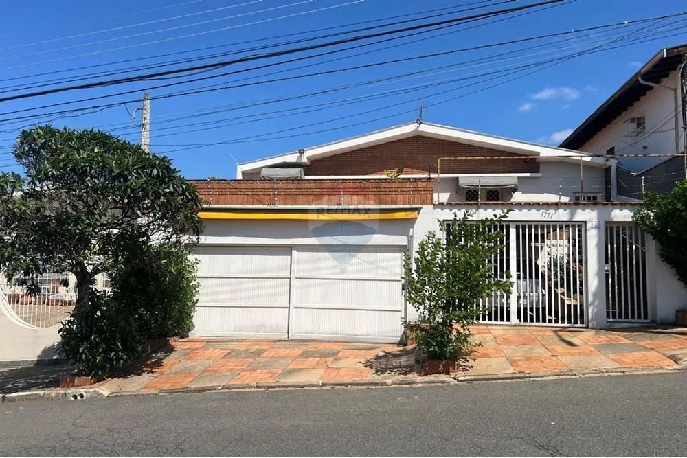 Casa à venda com 3 quartos, em Vila Nogueira, Campinas/SP