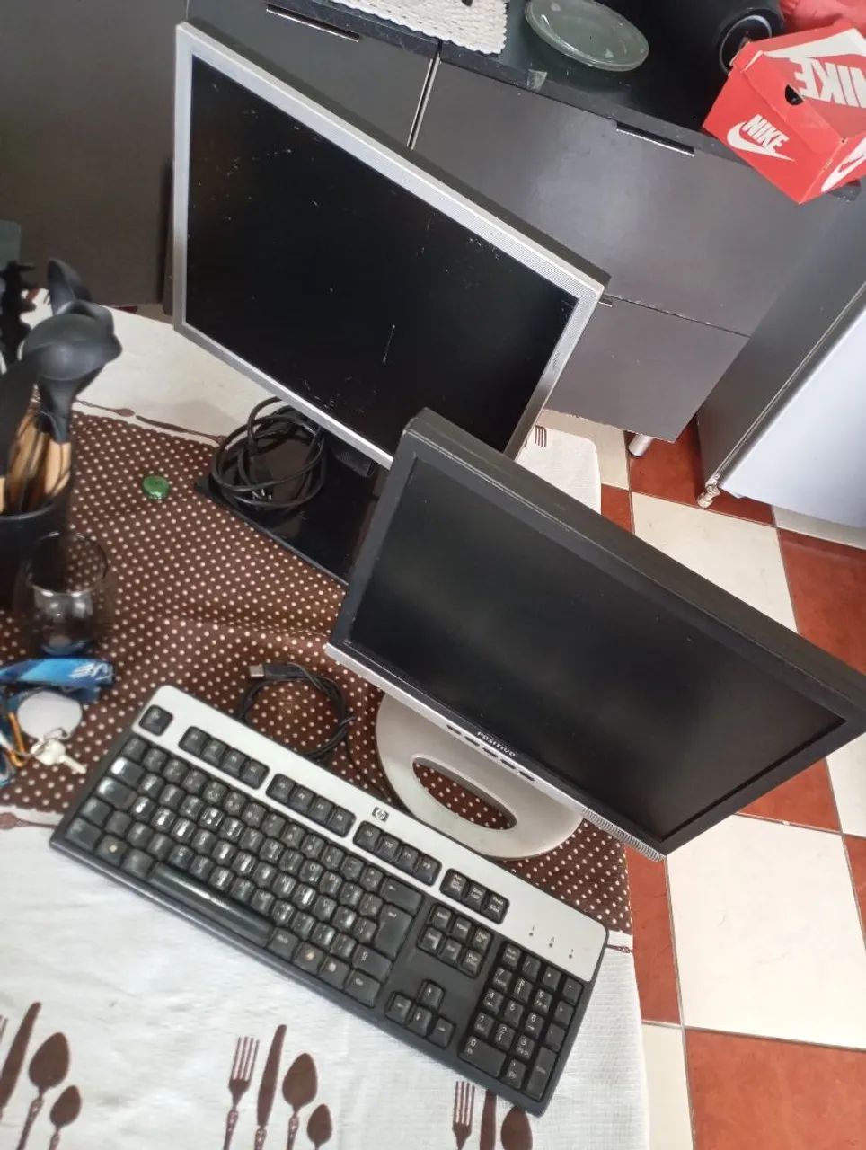 Monitores  LG e Positivo usados  - Foto 2