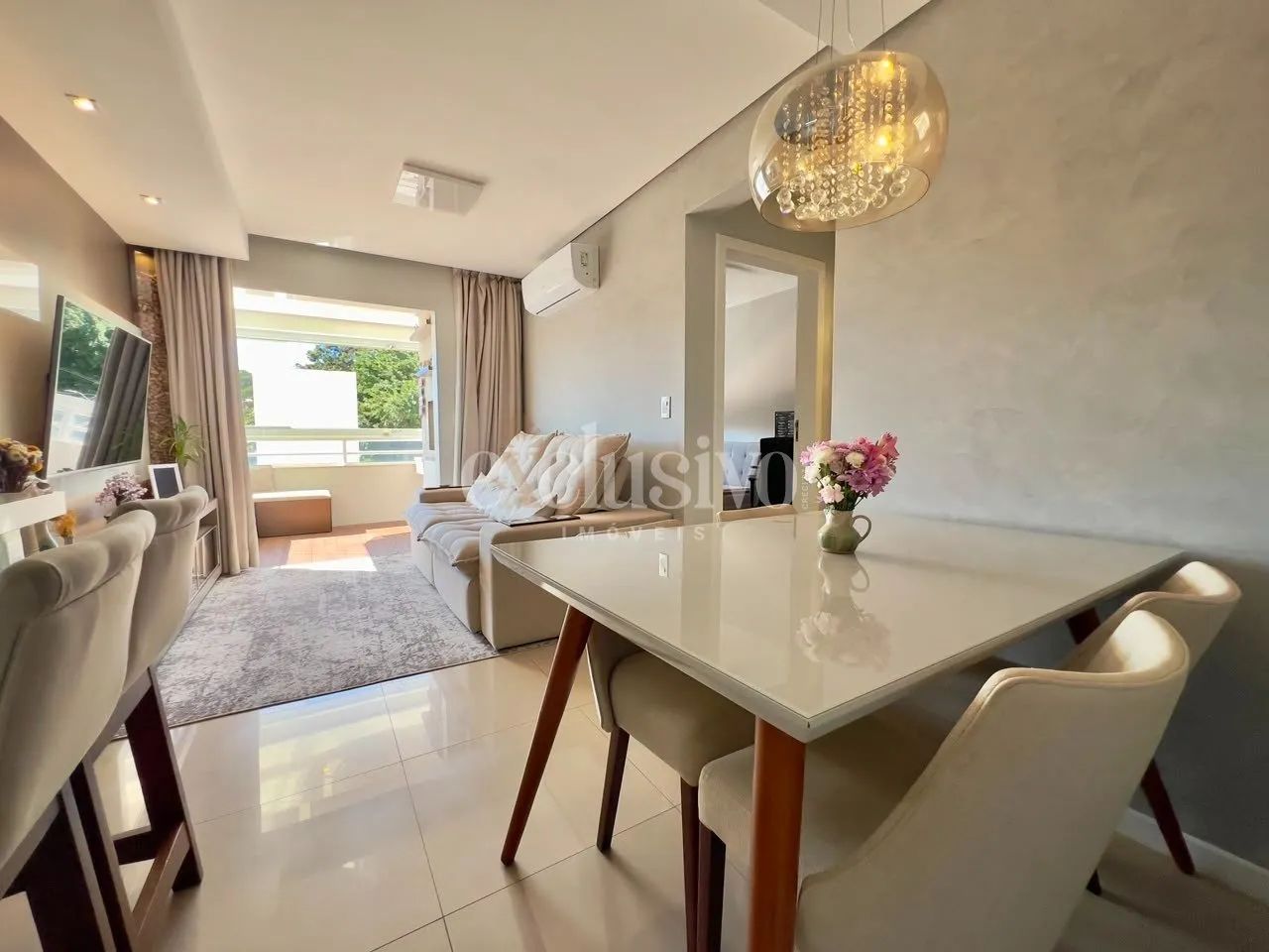 Excelente Apartamento com 2 Dormitórios no Bairro Abraão - Foto 2