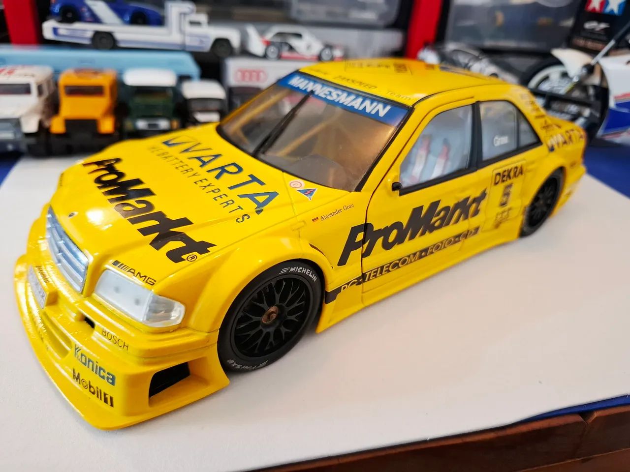 Miniatura Mercedes C-Class DTM- UT-1:18!!! - Foto 3