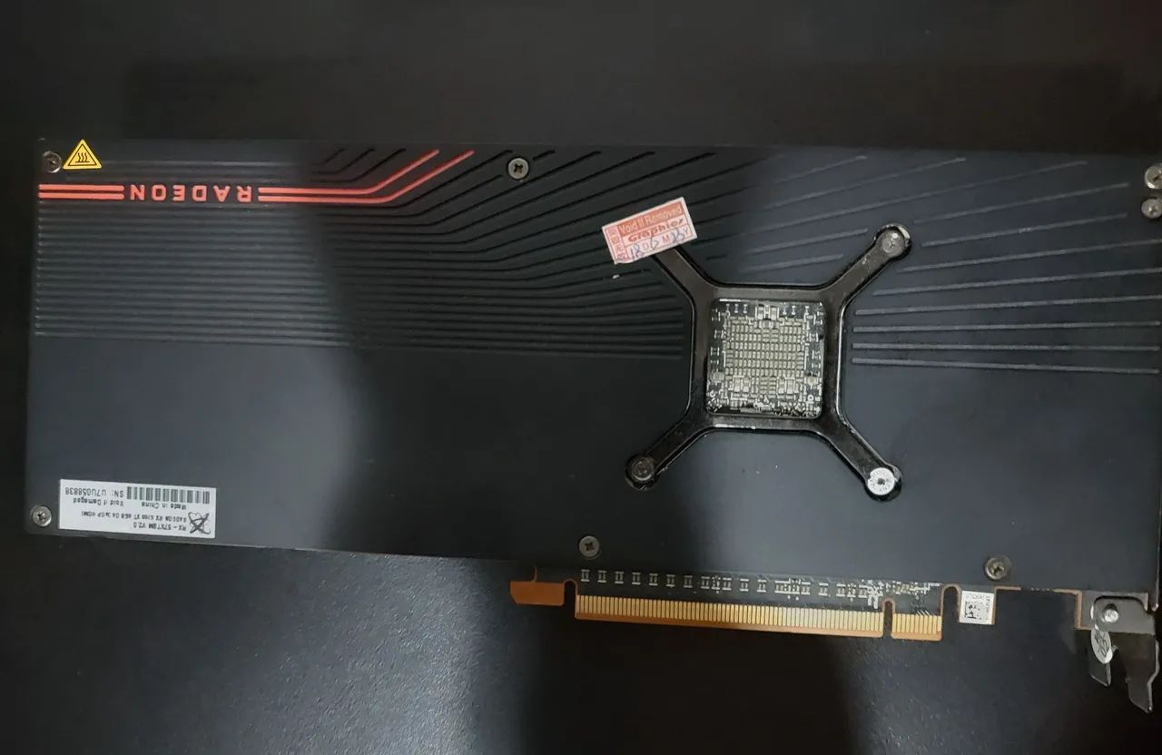 Placa de vídeo RX 5700XT  8GB - Foto 3