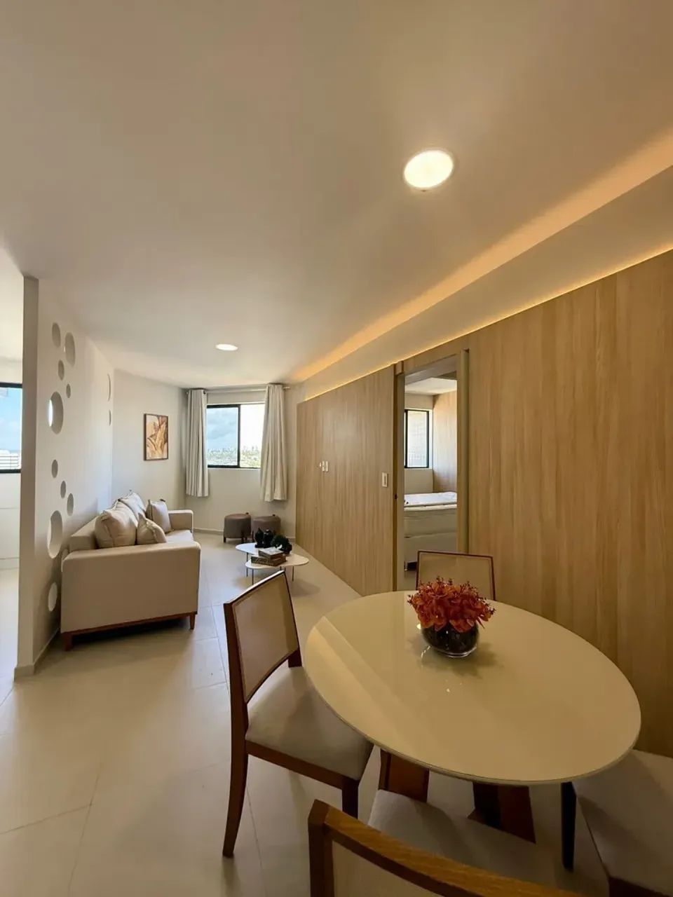 lindo quarto e sala mobiliado na ponra verde - Foto 5