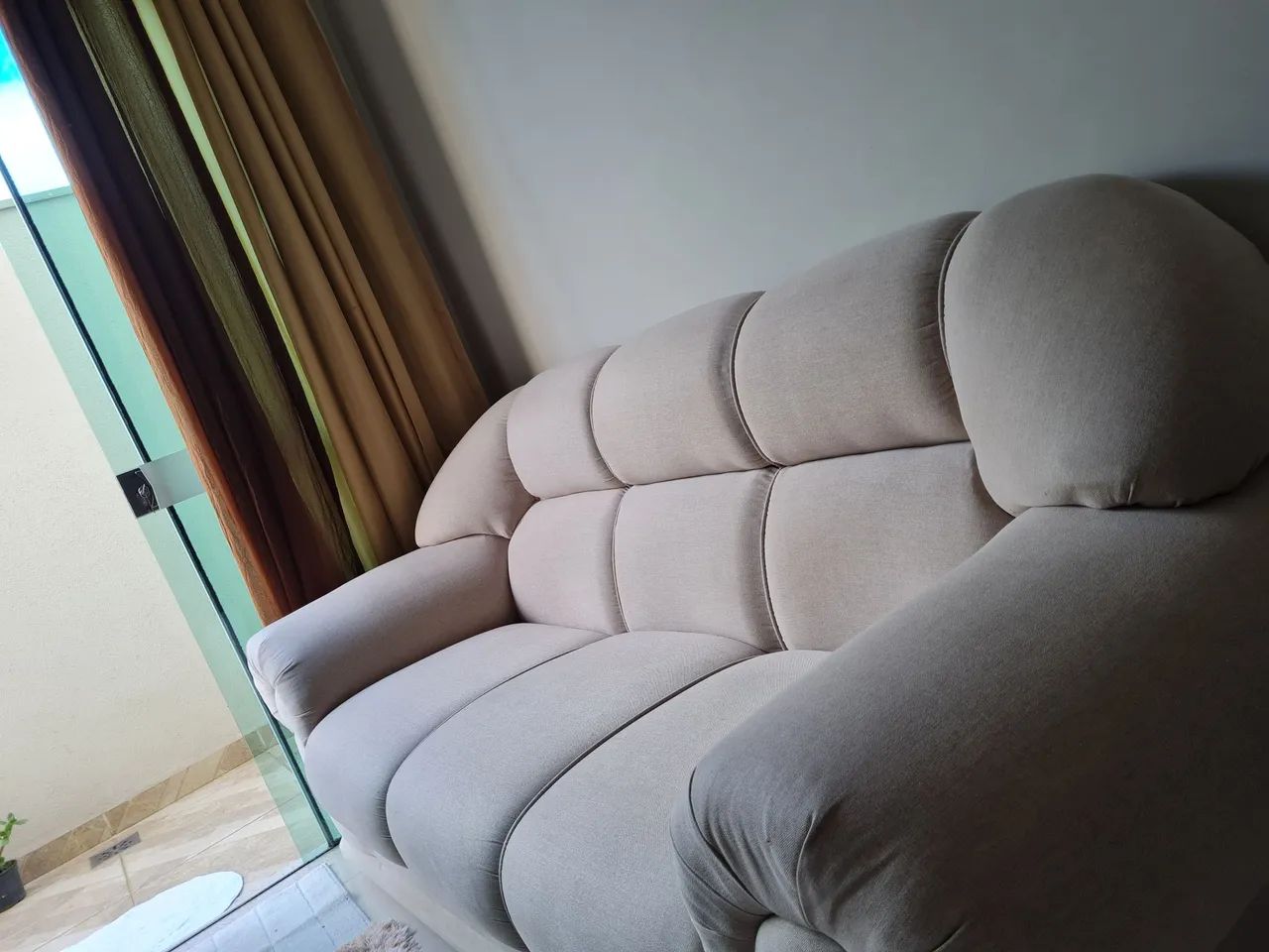 SOFAS 2 E 3 LUGARES EXCELENTE  - Foto 3