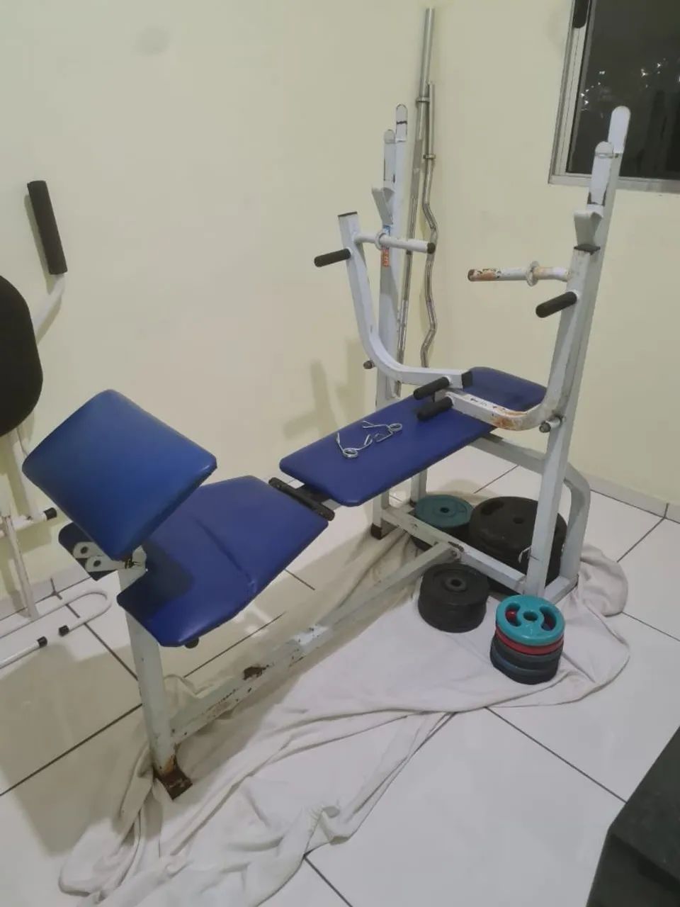 Aparelho de musculação 