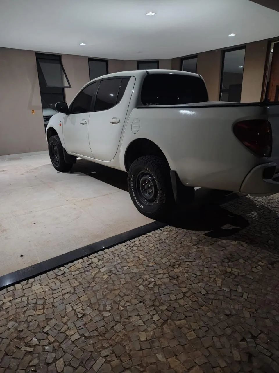 Mitsubishi L200 L200 Triton GL 3.2 CD TB Int. Dies. Mec. 2014