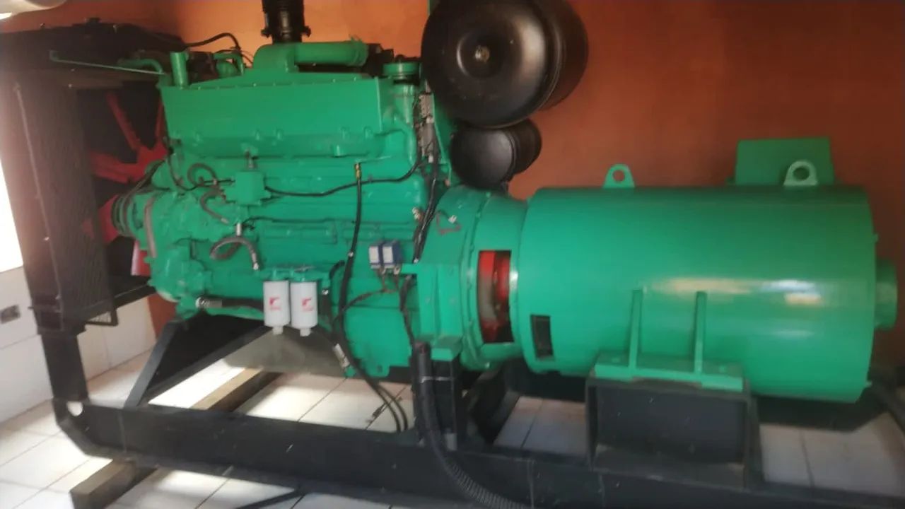 Gerador 330KVA aberto motor Cummins - Foto 3