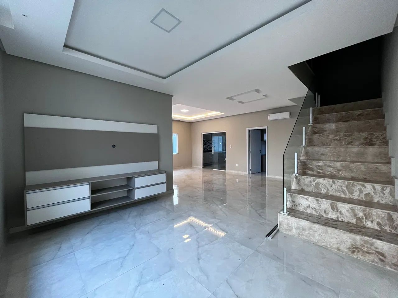 RESERVA MORADA / 4 QTS SENDO 3 SUITES / 10 VAGAS  - Foto 3