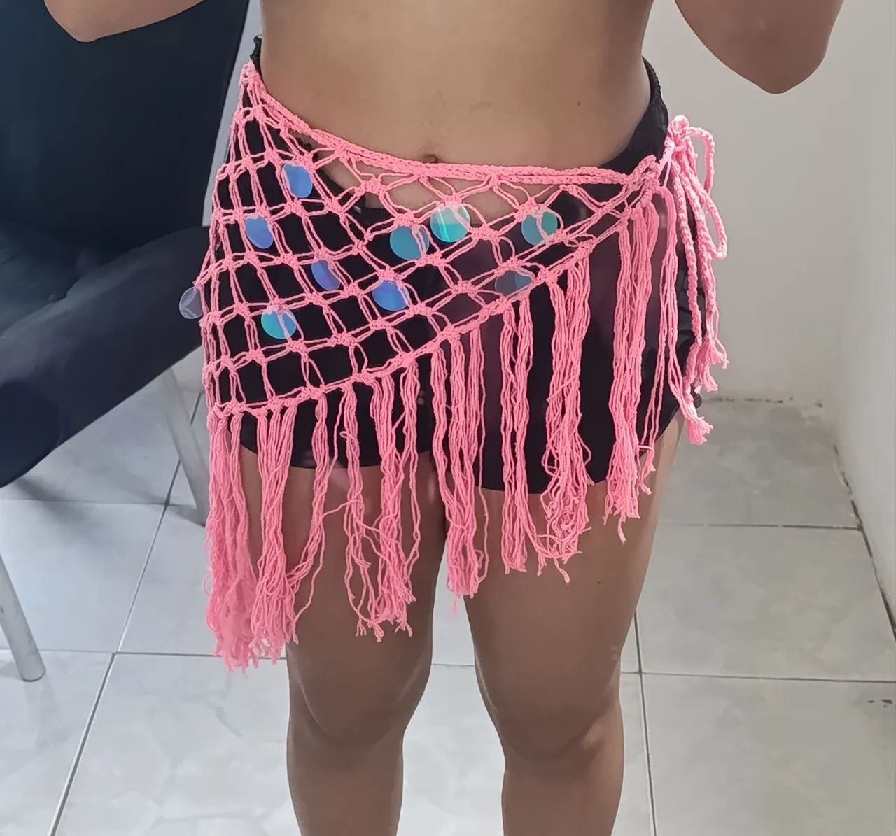 Saída de praia rosa com paetês  - Foto 2