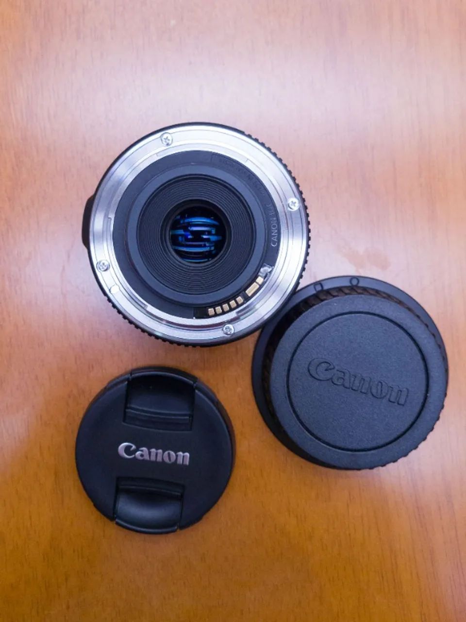 Lente Canon EF-S 24mm f/2.8 STM 