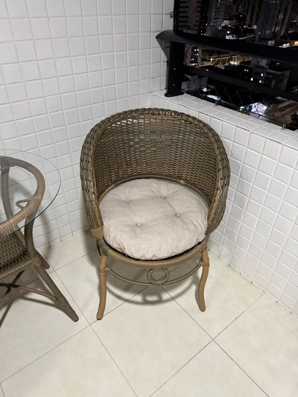 Conjunto cadeiras e mesa terraço varanda - Foto 4