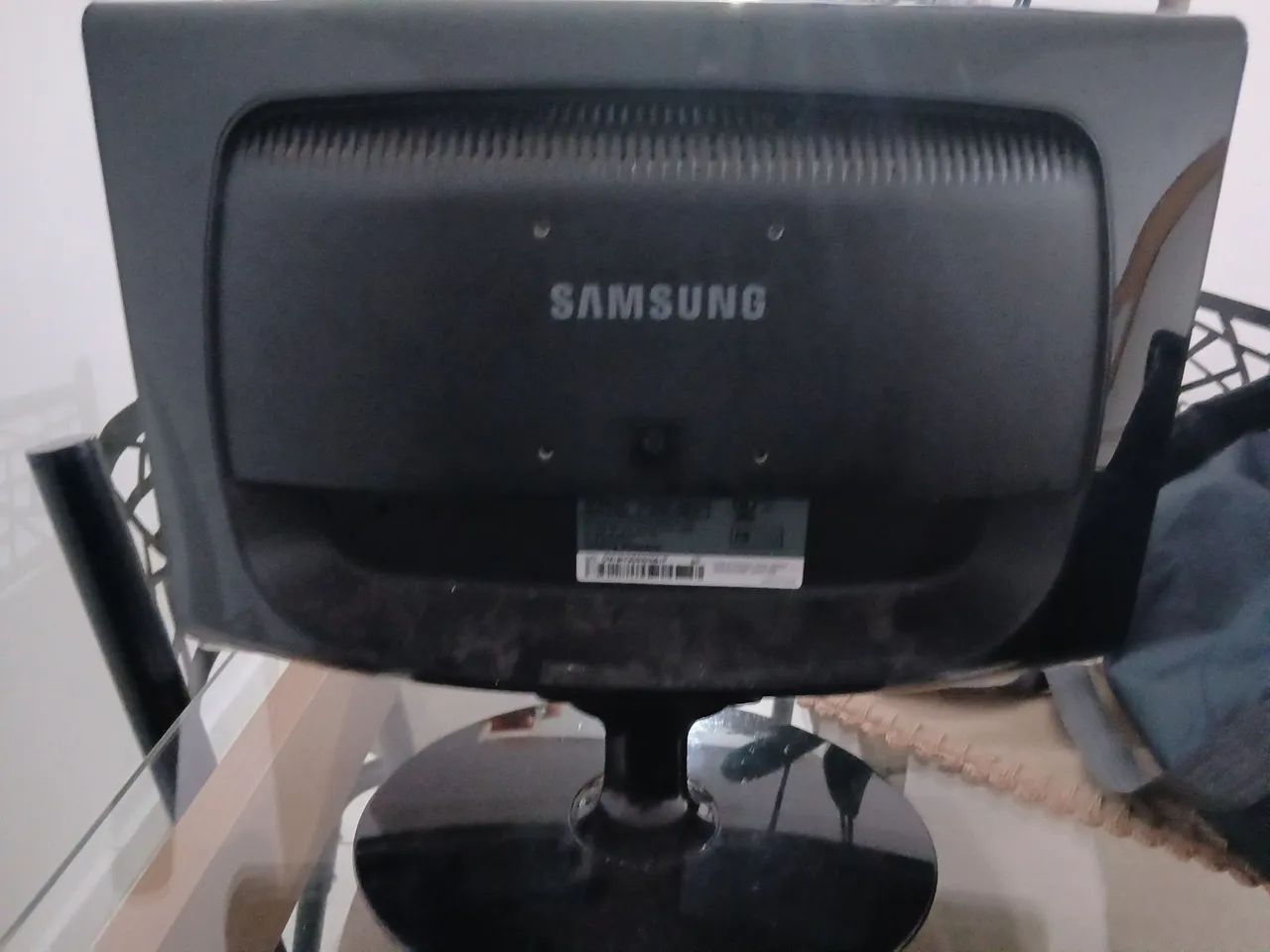 Monitor LCD Samsung  - Foto 2