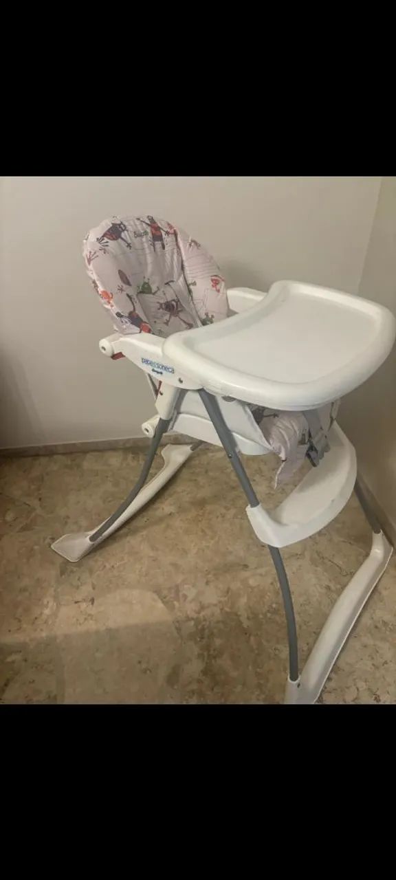 Cadeirinha de refeiçao 
