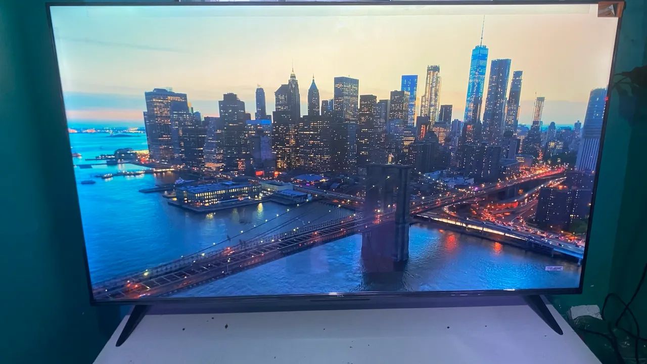 TV SMART SEMP 50 POLEGADAS 4K BORDA INFINITA ROKU TV  - Foto 4