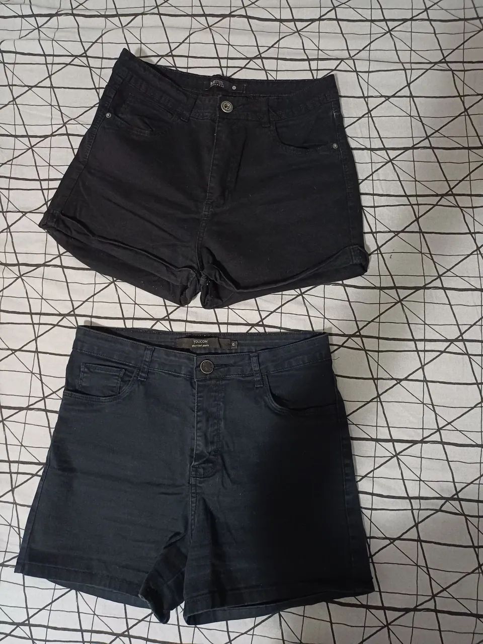 Dois shorts