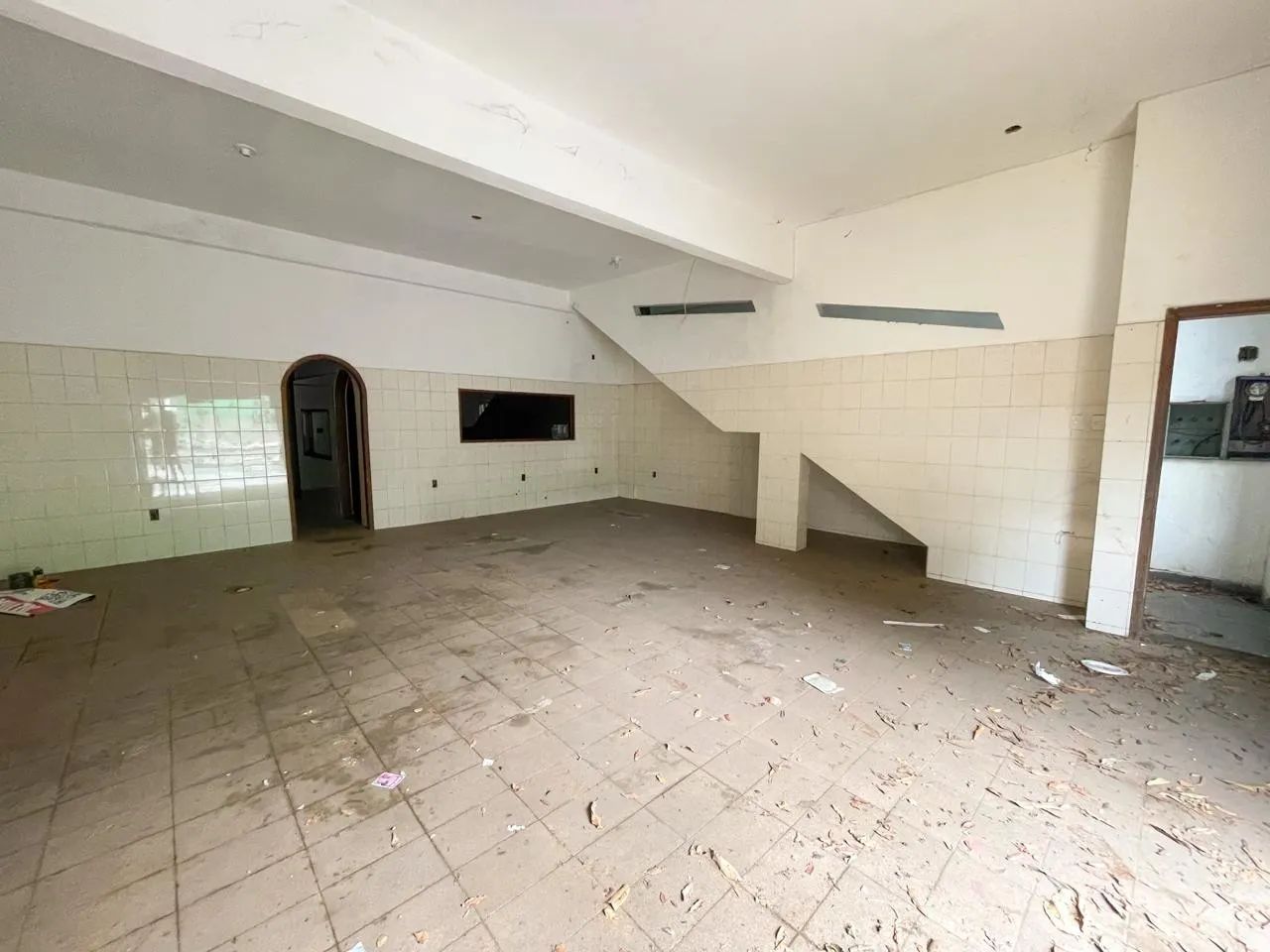 Prédio Comercial na Avenida Silves - Foto 5