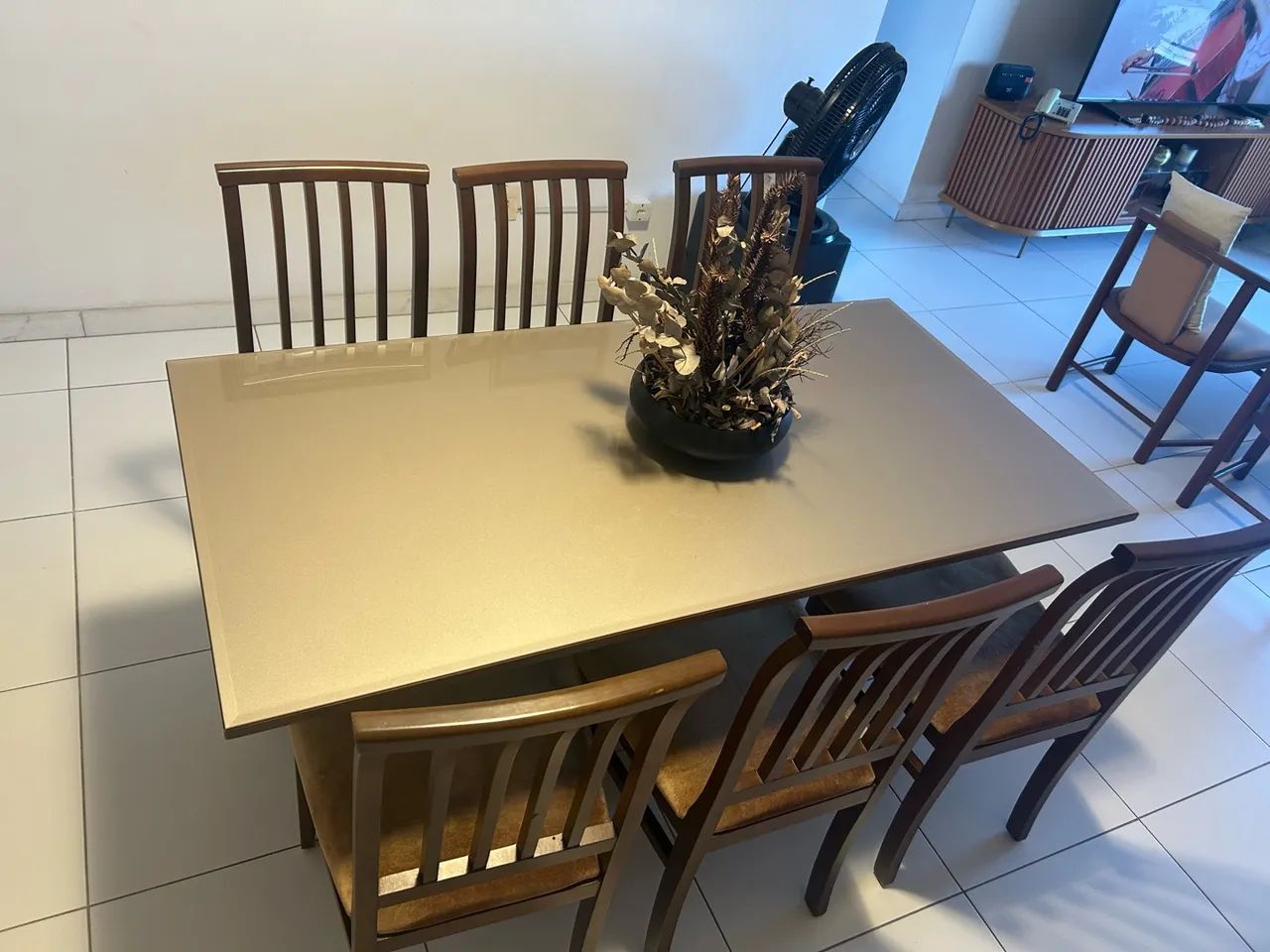 mesa e 6 cadeiras - Foto 4
