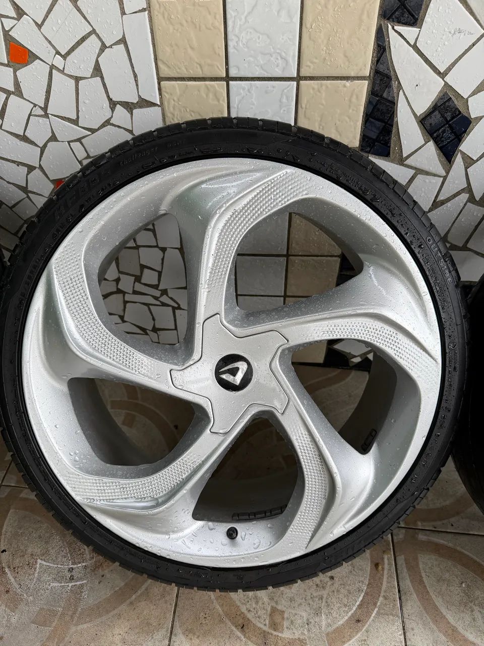 Rodas aro 20  - Foto 3