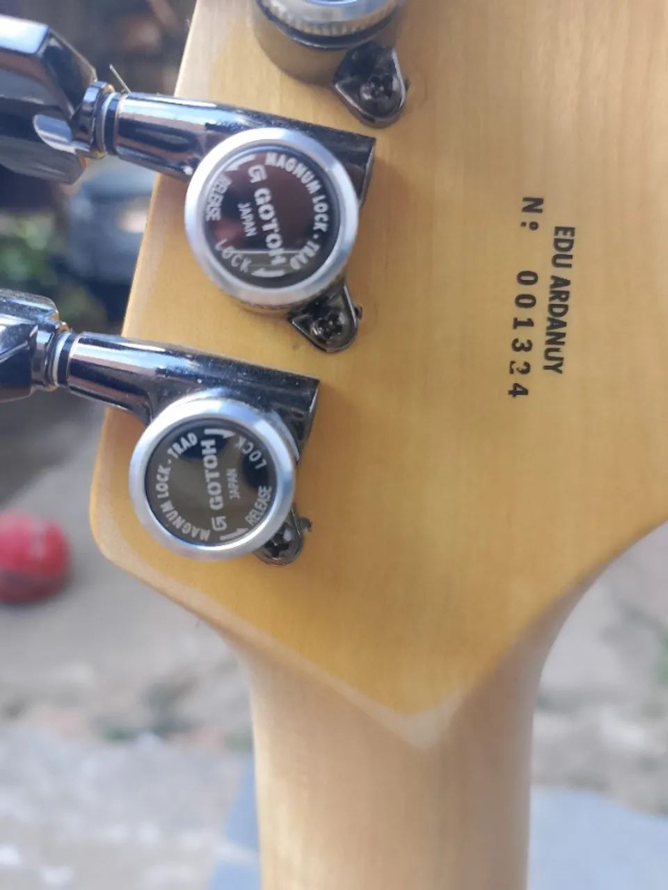 Tagima E1 Custom ( Sparkle Purple ) - Foto 4