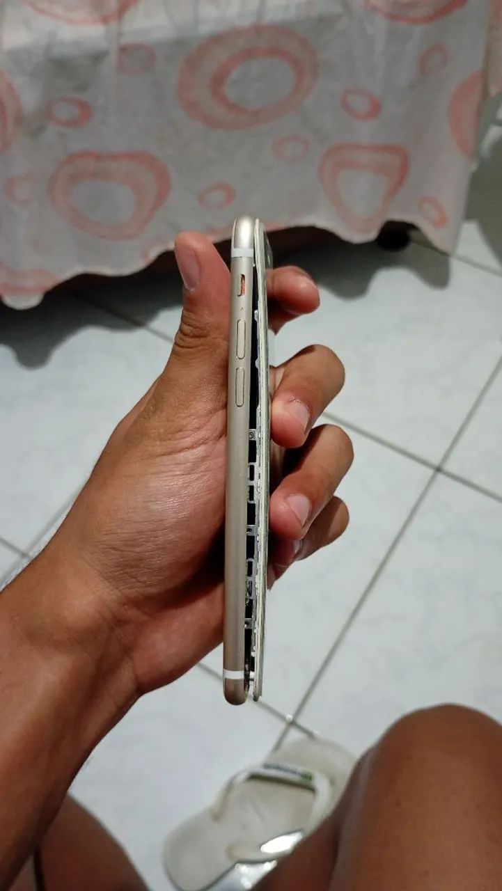 iPhone 7 (para aproveitamento das peças) - Foto 3