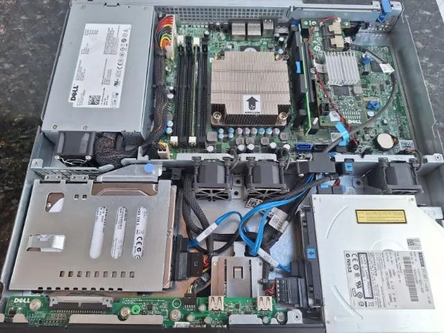 Servidor Dell PowerEdge R210 Xeon + SAS 15K + PERC H200