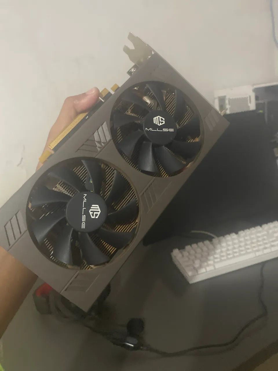 RX 580 3 meses de uso funcionando perfeitamente 
